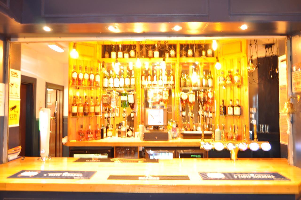 No. 1 Charlotte Street Hotel Port Ellen Ngoại thất bức ảnh